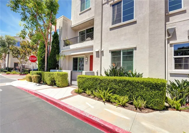 Homes for sale in Upland, CA | 580 Katy Dr, Upland, CA 91786 | MLS# CV25179958