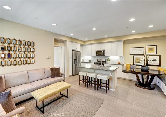 3rd image of 580 Katy Dr, Upland, CA 91786 | MLS# CV25179958