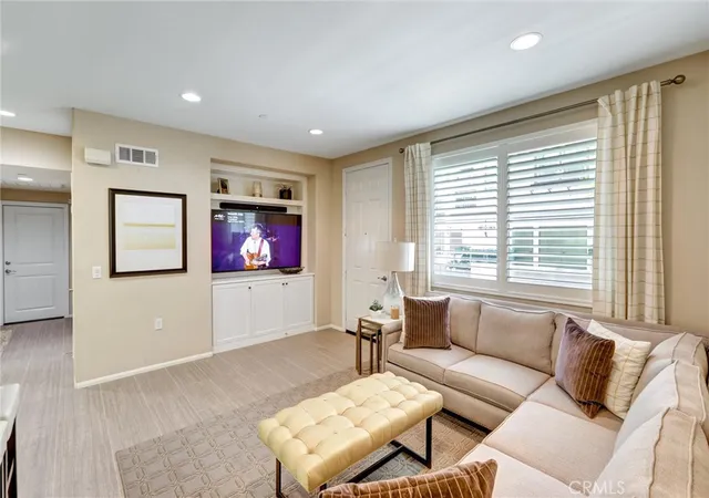 5th image of 580 Katy Dr, Upland, CA 91786 | MLS# CV25179958