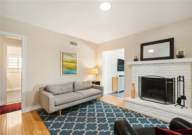 5th image of 827 E Dalton Ave, Glendora, CA 91741 | MLS# CV25180061