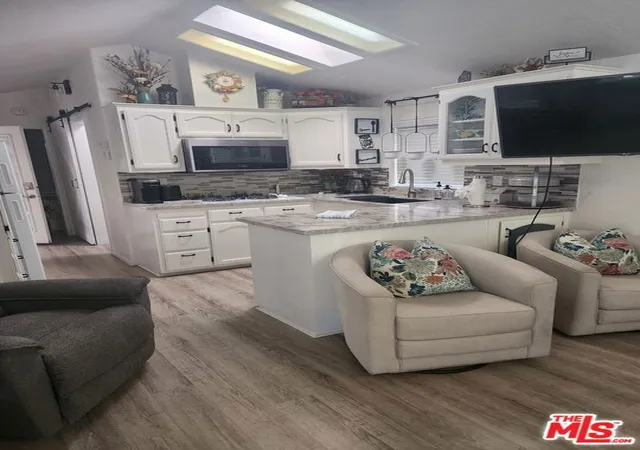 Photo 3 of Manufactured home for sale at 84136 Avenue 44 #609, Indio, CA 92203 | MLS# 25576563 | Listing updated on 2026-10-02
