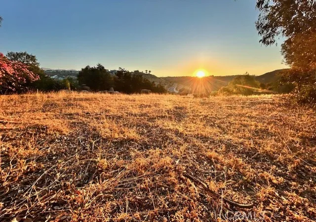 3rd image of 0 Mayan Dr, Chatsworth, CA 91311 | MLS# SR25180413