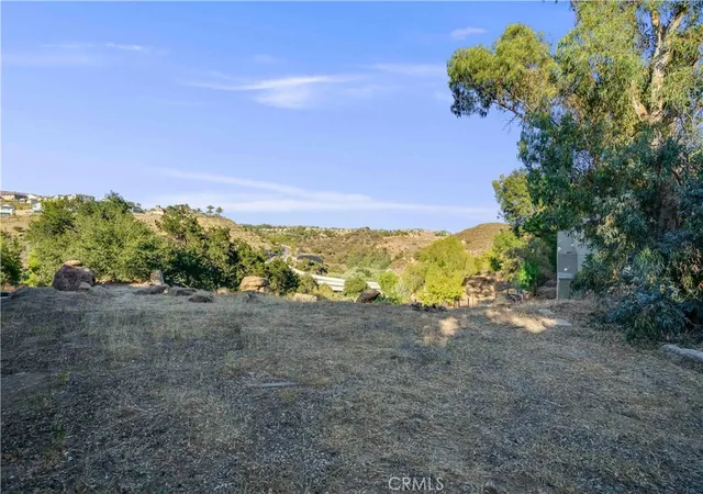 5th image of 0 Mayan Dr, Chatsworth, CA 91311 | MLS# SR25180413
