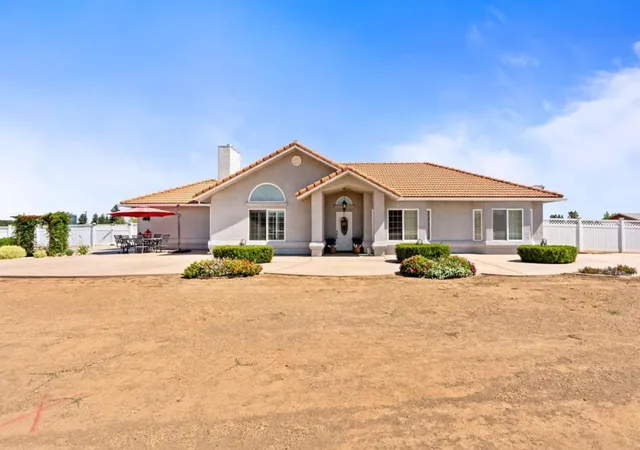 1st image of 28565 Avenue 21, Madera, CA 93638 | MLS# ML82017698