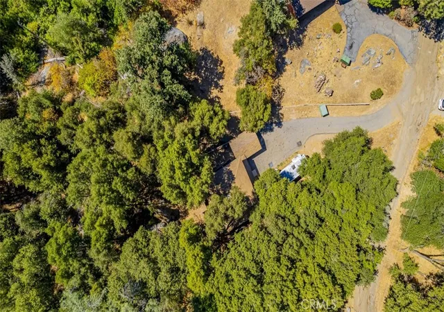 33rd image of 38601 Bon Veu Cir, Oakhurst, CA 93644 | MLS# FR25180644
