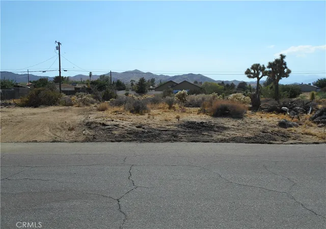 1st image of 987 Juarez Dr, Yucca Valley, CA 92284 | MLS# JT25181144