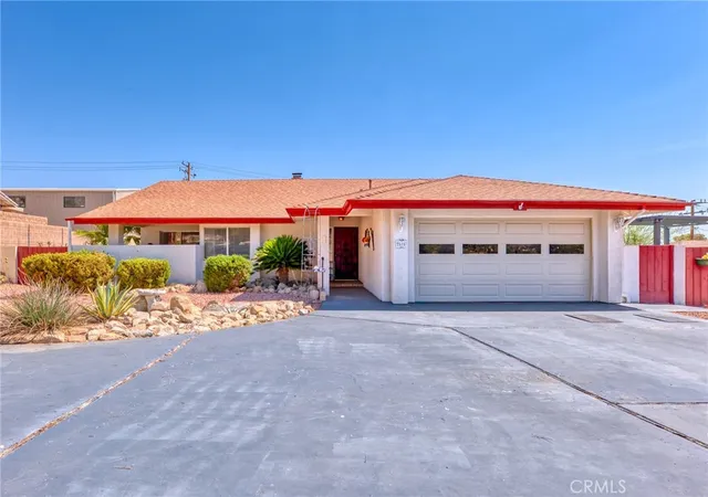 1st image of 7515 Pinon Dr, Yucca Valley, CA 92284 | MLS# JT25180917