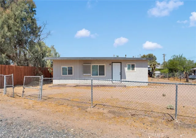 Homes for sale in Daggett, CA | 33454 Hampton Way, Daggett, CA 92327 | MLS# HD25181683
