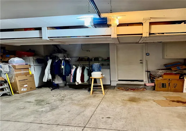 2nd image of 3100 Castelar Ct, Corona, CA 92882