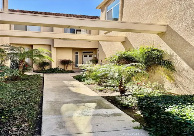 2nd image of 3100 Castelar Ct #103, Corona, CA 92882 | MLS# PW25182291