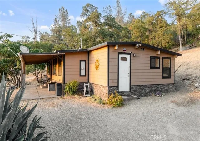 Homes for sale in Oroville, CA | 126 Ridgeview Ln, Oroville, CA 95966 | MLS# OR25182260