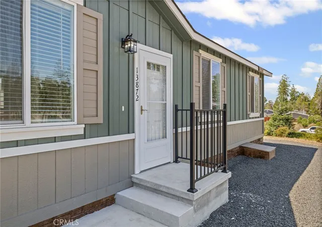 2nd image of 13872 S Park Dr, Magalia, CA 95954 | MLS# SN25182257