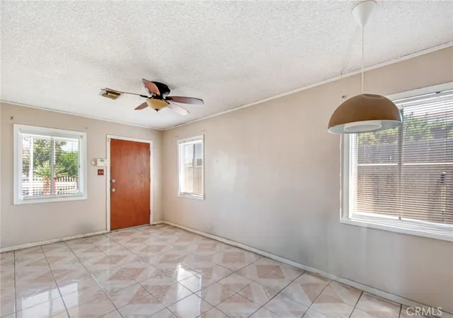 3rd image of 1802 W 153Rd St E, Compton, CA 90220 | MLS# SR25174992