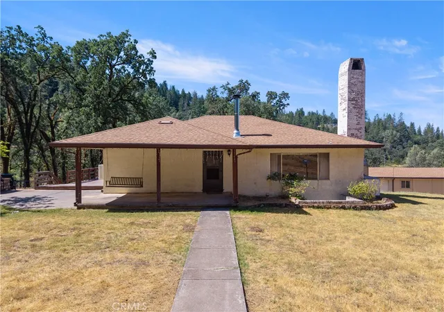 Photo 2 of Sale Pending at 8734 Sulphur Crk Rd, Middletown, CA 95461 | MLS# LC25136489 | Listing updated on 2026-10-02