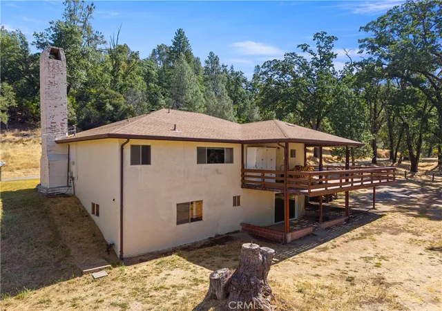 Photo 3 of Sale Pending at 8734 Sulphur Crk Rd, Middletown, CA 95461 | MLS# LC25136489 | Listing updated on 2026-10-02
