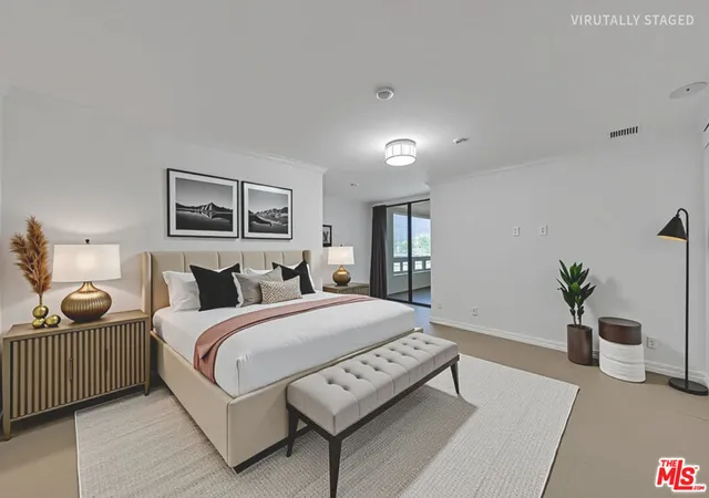 2nd image of 121 S Hope St #429, Los Angeles, CA 90012 | MLS# 25576723