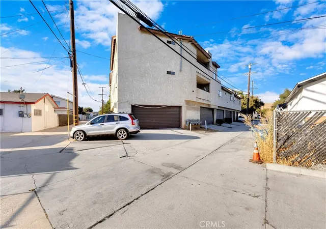 2nd image of 2121 El Paseo, Alhambra, CA 91803 | MLS# AR25183409