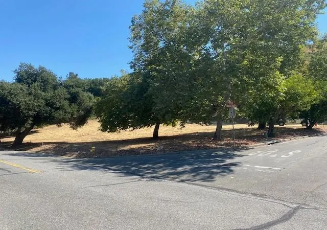 Photo 1 of Land for sale at 0 Saratoga Hts Dr, Saratoga, CA 95070 | MLS# ML82018149 | Listing updated on 2026-09-30