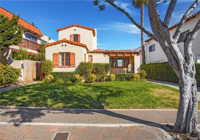 Homes for sale in San Clemente, CA | 251 Avenida Del Mar, San Clemente, CA 92672 | MLS# OC25184528