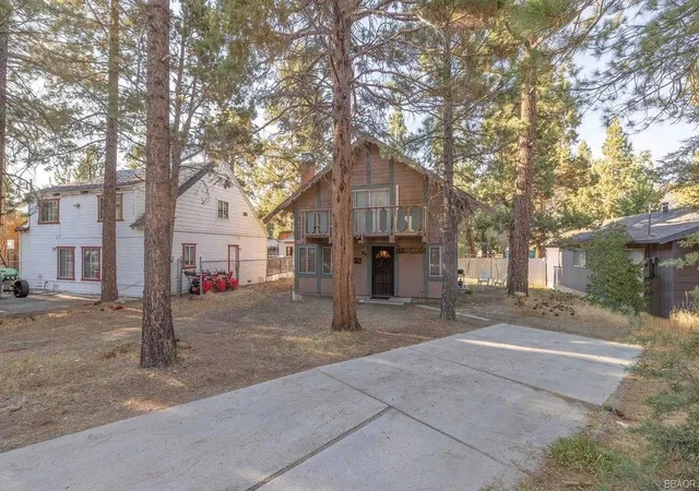 Photo 3 of Single family home for sale at 217 E Angeles Blvd, Big Bear City, CA 92314 | MLS# 219134007DA | Listing updated on 2026-02-04