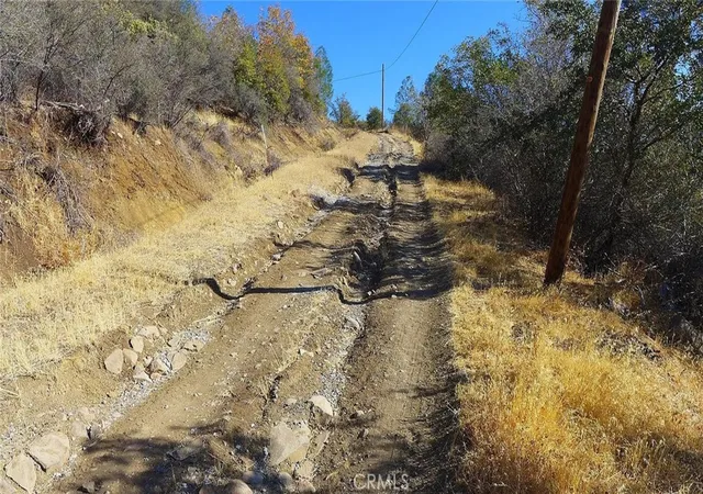 11th image of 0 Crestline Dr, Round Mountain, CA 96084 | MLS# SN25185376