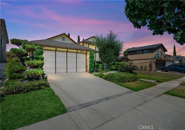 Photo 4 of Single family home for sale at 6157 Carpintero Ave, Lakewood, CA 90713 | MLS# RS25186631 | Listing updated on 2026-09-30
