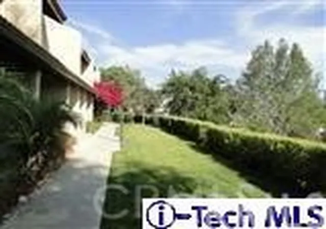 4th image of 9542 Via Venezia, Burbank, CA 91504 | MLS# GD25186680