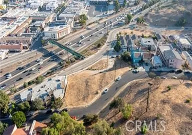 5th image of 700 Lookout Dr, Los Angeles, CA 90012 | MLS# SR25186872