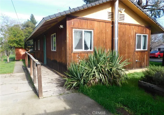 Homes for sale in Middletown, CA | 15868 Main St, Middletown, CA 95461 | MLS# LC25187028
