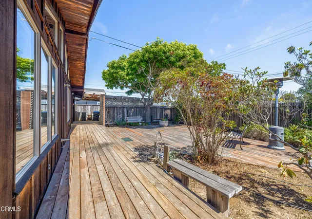 Photo 2 of Single family home for sale at 215 S Sanderson Way, Fort Bragg, CA 95437 | MLS# C1-11124 | Listing updated on 2026-10-01