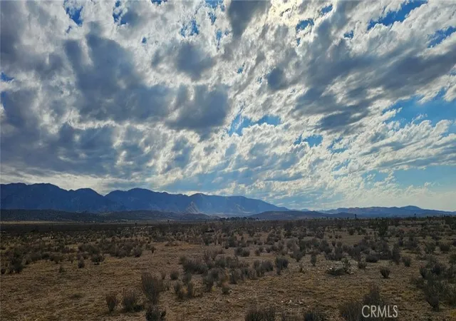 1st image of 0 179th St E, Llano, CA 93591 | MLS# SR25187149