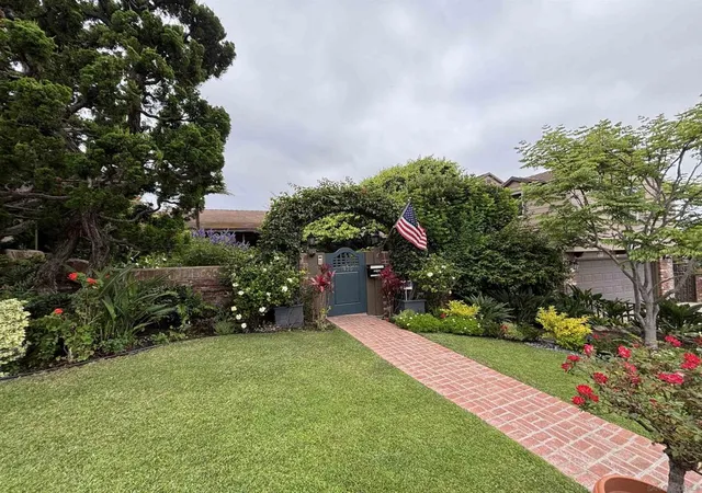 5th image of 1920 Spindrift Dr, La Jolla, CA 92037 | MLS# 250036694SD