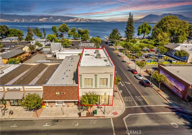Homes for sale in Lakeport, CA | 302 N Main St, Lakeport, CA 95453 | MLS# LC25187749