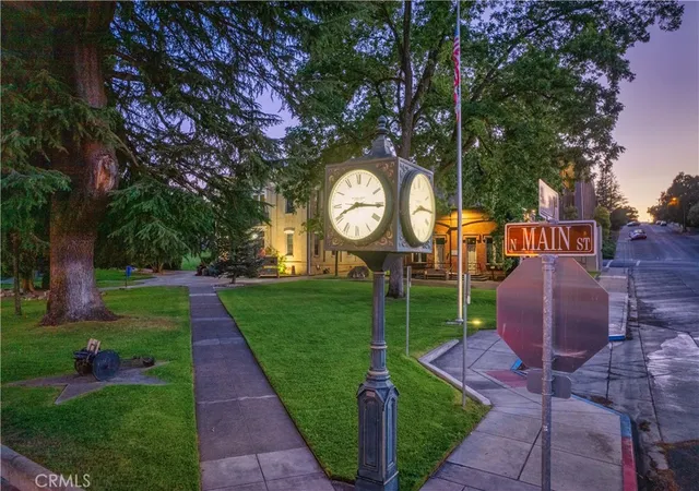 Homes for sale in Lakeport, CA | 302 N Main St, Lakeport, CA 95453 | MLS# LC25187749