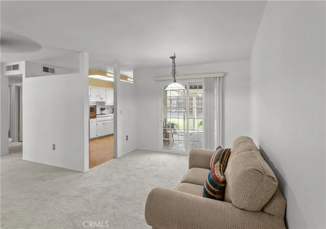 4th image of 504 Pebble Beach Dr, Bakersfield, CA 93309 | MLS# NS25187873
