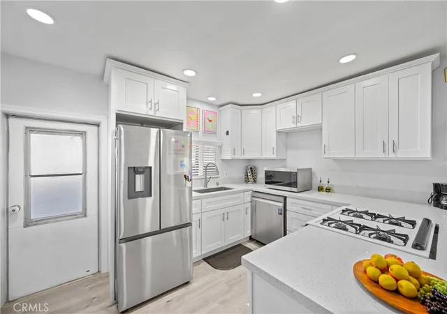 Homes for sale in Perris, CA | 17086 Esperanza Dr, Perris, CA 92570 | MLS# IV25185309