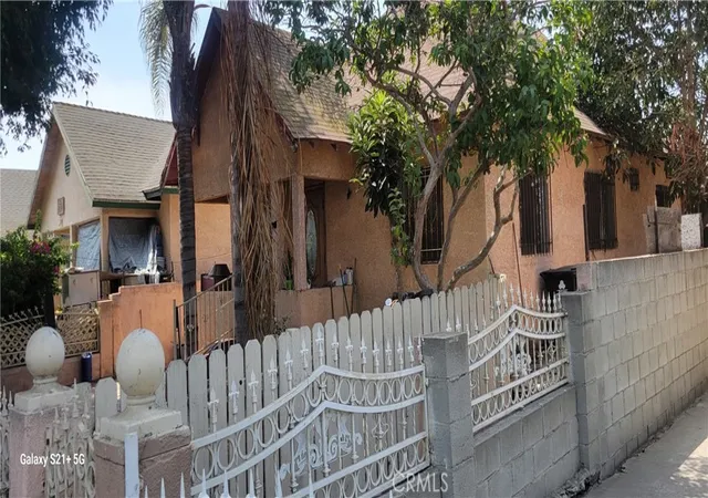 Photo 3 of Multi family home for sale at 4169 Dorsey St, Los Angeles, CA 90011 | MLS# PW25188149 | Listing updated on 2026-10-04