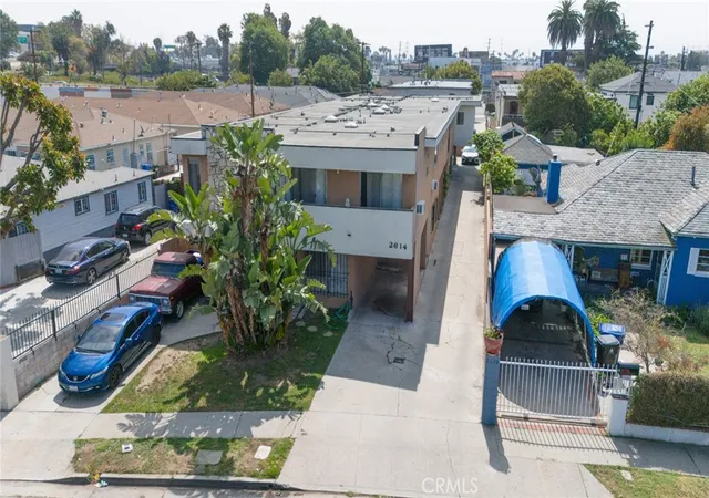 Single family home for sale at 2614 S Garth Ave, Los Angeles, CA 90034 | MLS# PW25188553
