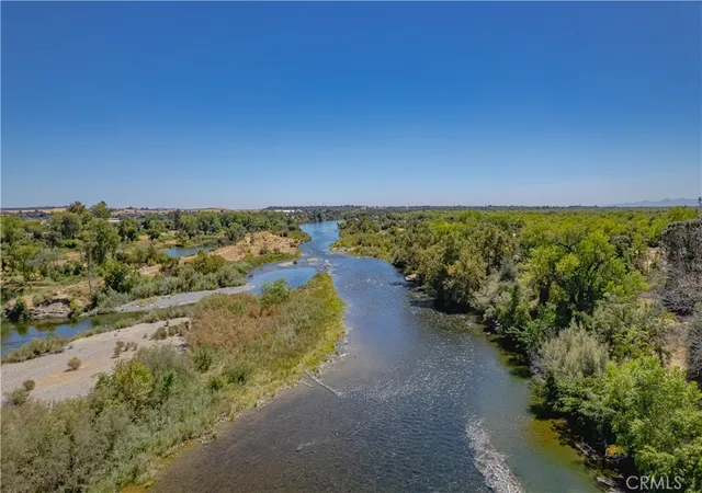 Photo 3 of Sale Pending at 703 Oro Dam Blvd W #220, Oroville, CA 95965 | MLS# SN25187906 | Listing updated on 2025-11-13