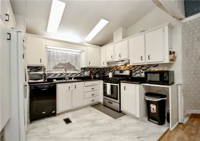 4th image of 62475 29 Palms #26, Joshua Tree, CA 92252 | MLS# JT25188560