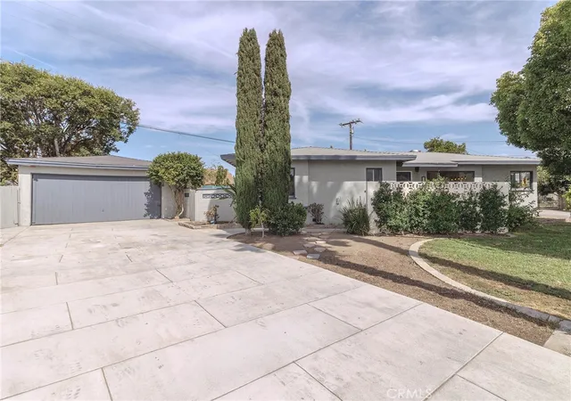 2nd image of 1240 S Bromley Ave, West Covina, CA 91790 | MLS# CV25189343