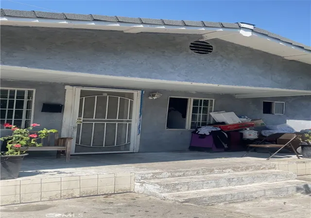 Photo 1 of Single family home for sale at 2246 Glenrose Ave, Altadena, CA 91001 | MLS# DW25191140 | Listing updated on 2026-09-01