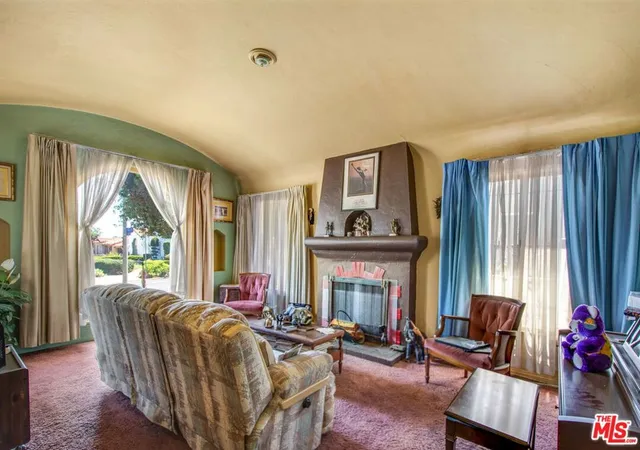 4th image of 9023 S Halldale Ave, Los Angeles, CA 90047 | MLS# 25583293