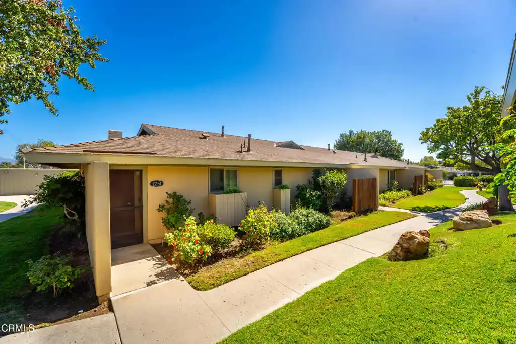 Listing Photo 1 - Condo for sale in 2251 Camilar Dr located at 2251 Camilar Dr, Camarillo, CA 93010 - Unit 2251 Camilar Dr
