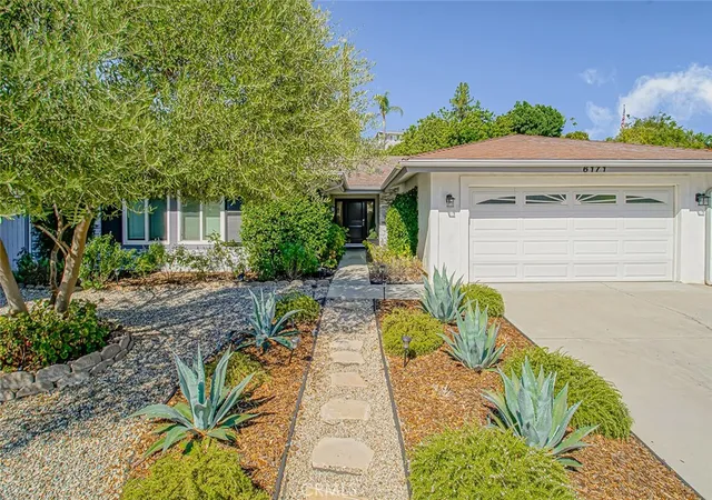 Photo 1 of Sale Pending at 6171 Jared Ct, Woodland Hills, CA 91367 | MLS# SR25169636 | Listing updated on 2025-11-08