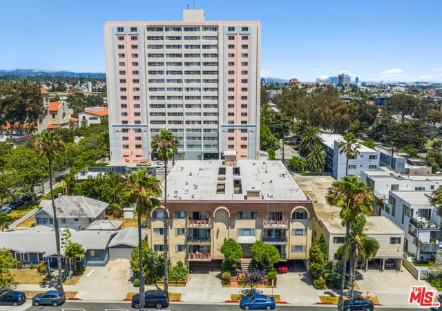 Homes for sale in Santa Monica, CA | 1117 6Th St, Santa Monica, CA 90403 | MLS# 25583817