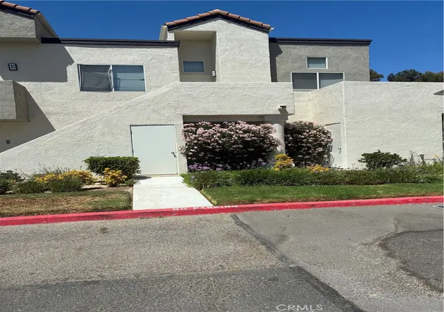 Homes for sale in Newhall, CA | 21203 Trumpet Dr #103, Newhall, CA 91321 | MLS# SR25192455