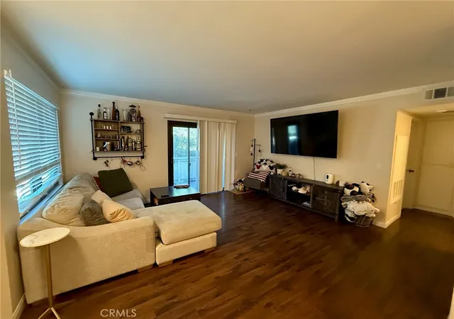 Homes for sale in Newhall, CA | 21203 Trumpet Dr #103, Newhall, CA 91321 | MLS# SR25192455