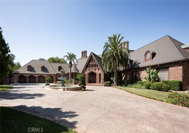 Photo 1 of Mansion for sale at 22442 Via Pajaro, Trabuco Canyon, CA 92679 | MLS# OC25193190 | Listing updated on 2026-04-19