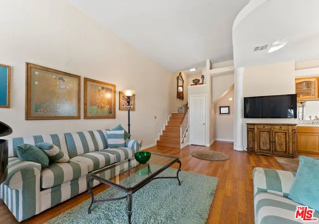Homes for sale in Westlake Village, CA | 3091 E Hillcrest Dr, Westlake Village, CA 91362 | MLS# 25584083
